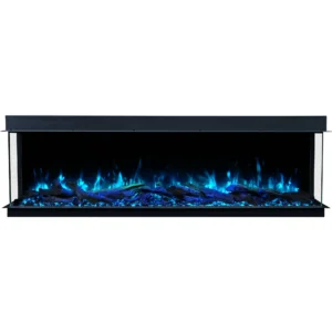 Vooraanzicht van de elektrische haard Emotion Flame Solis met een uniek zeegroen vlameffect boven de decoratieve houtblokken i kristallen.