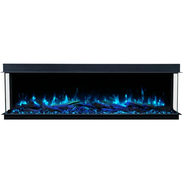 Vooraanzicht van de elektrische haard Emotion Flame Solis met een uniek zeegroen vlameffect boven de decoratieve houtblokken i kristallen.